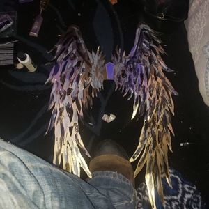 Angel wings